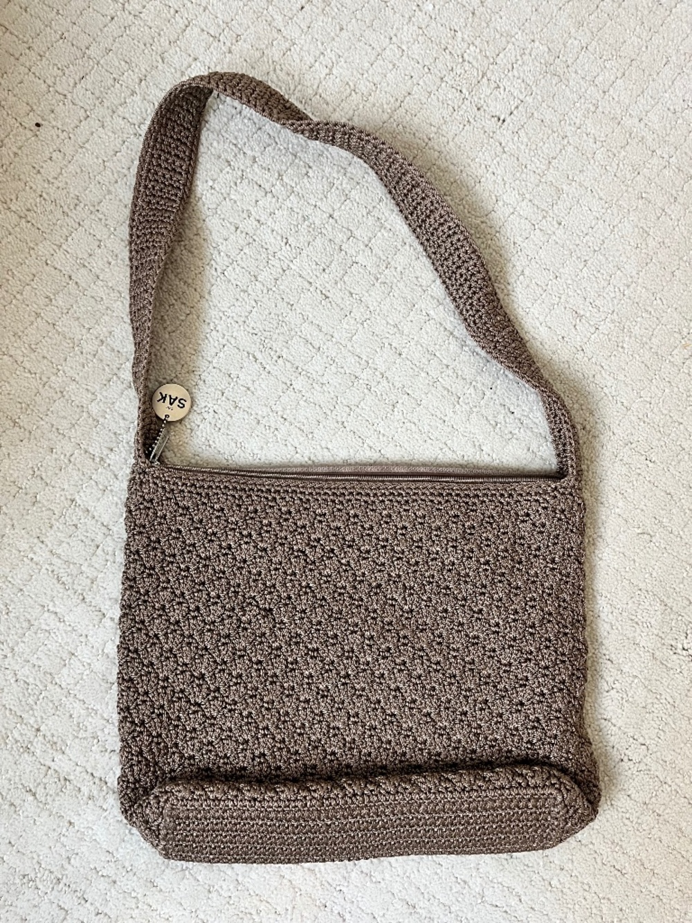 The Sak Vintage 90s Crochet Shoulder Bag Taupe Beige Boho Knit Hobo Purse Zipper